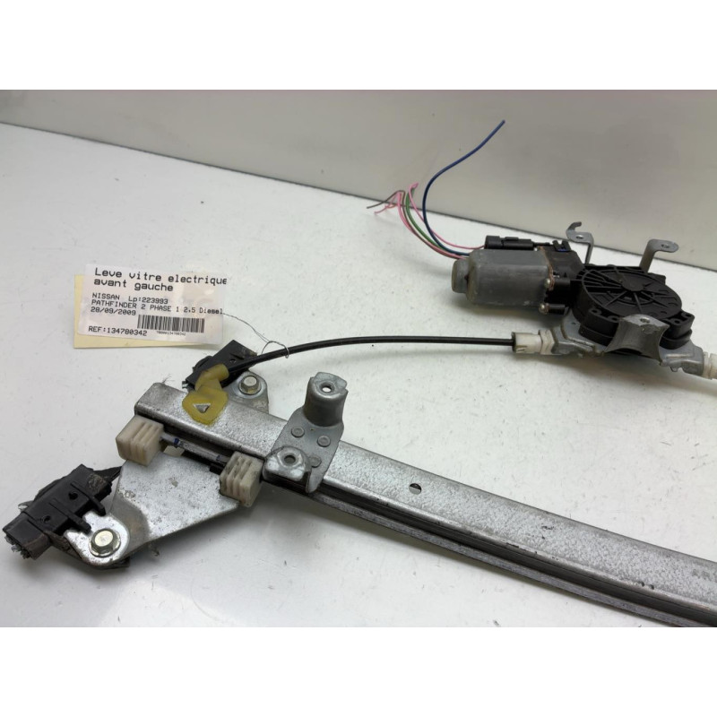 Leve vitre electrique avant gauche NISSAN PATHFINDER 2 Photo n°3
