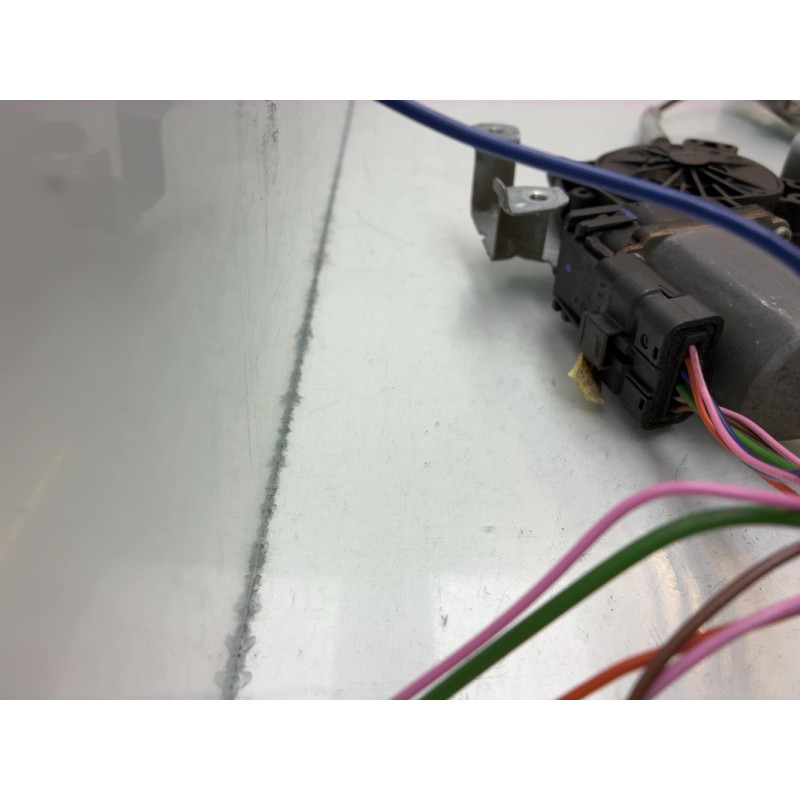 Leve vitre electrique avant gauche NISSAN PATHFINDER 2 Photo n°4