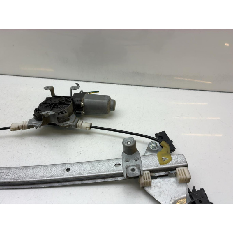 Leve vitre electrique arriere droit NISSAN PATHFINDER 2 Photo n°3