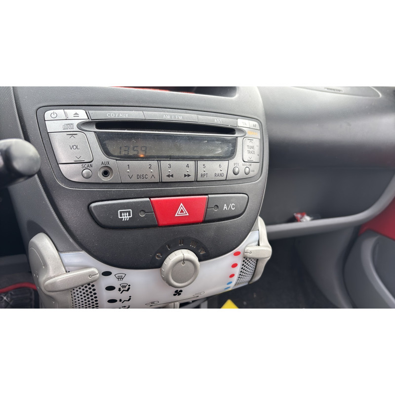Retroviseur gauche PEUGEOT 107 Photo n°19