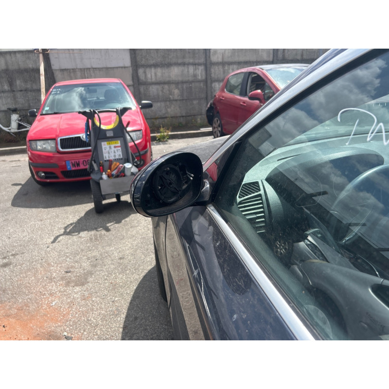 Leve vitre electrique avant droit BMW SERIE 1 E81 Photo n°18