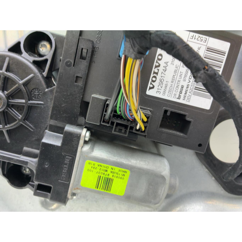 Leve vitre electrique avant droit VOLVO C 30 Photo n°4