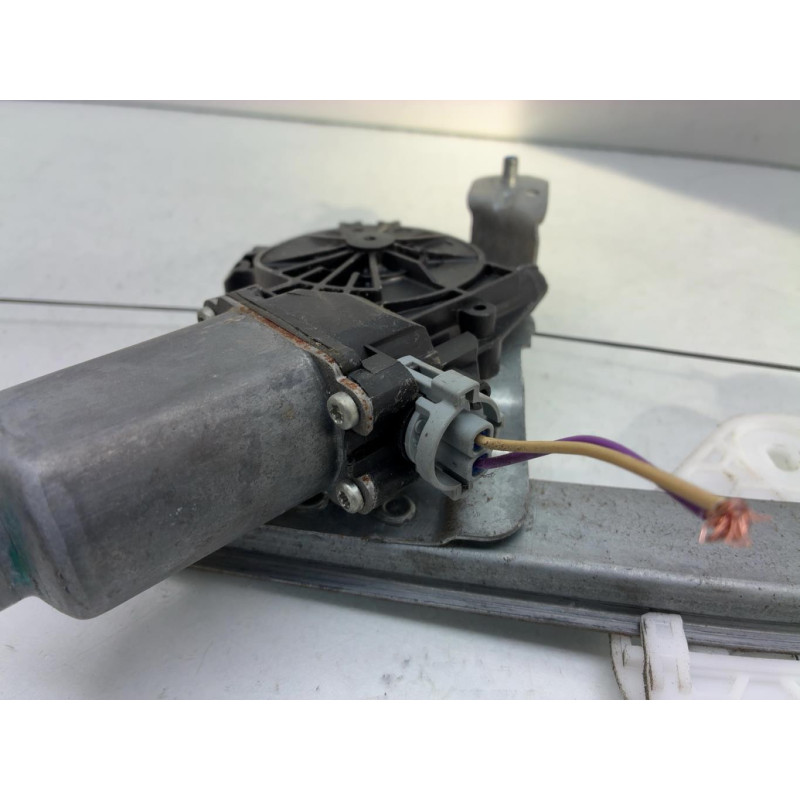 Leve vitre electrique avant gauche DACIA LOGAN 1 Photo n°4