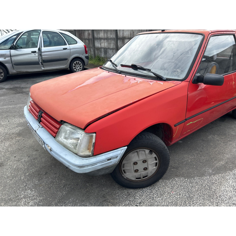 Vitre avant gauche PEUGEOT 205 Photo n°14