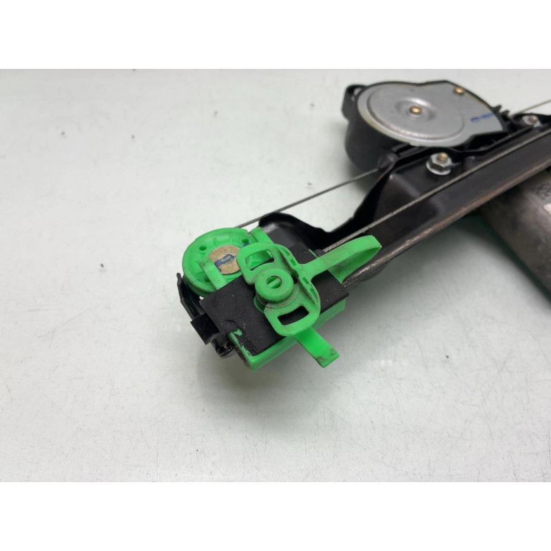 Leve vitre electrique avant droit FIAT PUNTO 2 Photo n°2