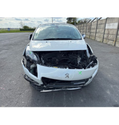 Ecran GPS PEUGEOT 3008 1