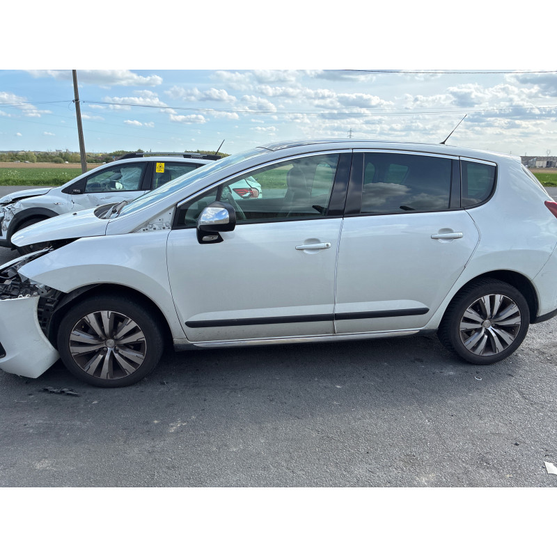 Ecran GPS PEUGEOT 3008 1 Photo n°13