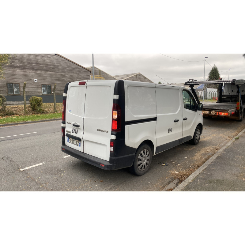 RENAULT TRAFIC 3 COURT PHASE 1 1.6 DCI - 16V TURBO Photo n°3