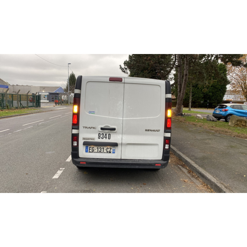 RENAULT TRAFIC 3 COURT PHASE 1 1.6 DCI - 16V TURBO Photo n°5