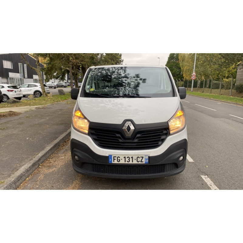 RENAULT TRAFIC 3 COURT PHASE 1 1.6 DCI - 16V TURBO Photo n°6