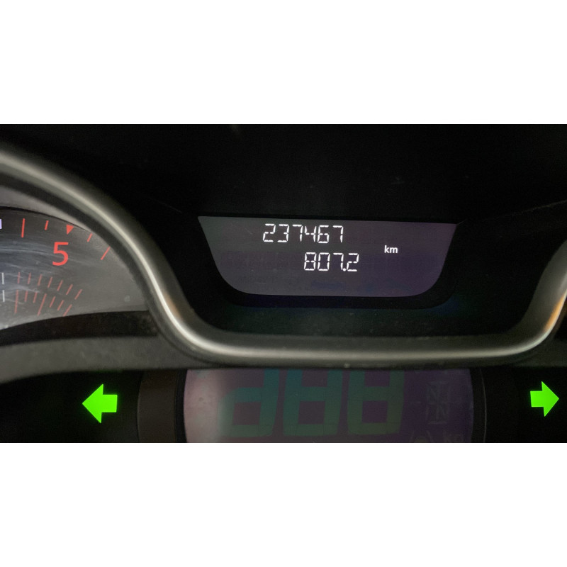 RENAULT TRAFIC 3 COURT PHASE 1 1.6 DCI - 16V TURBO Photo n°11