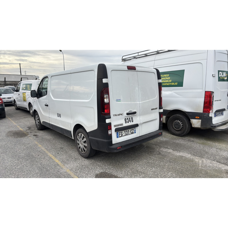 RENAULT TRAFIC 3 COURT PHASE 1 1.6 DCI - 16V TURBO Photo n°16