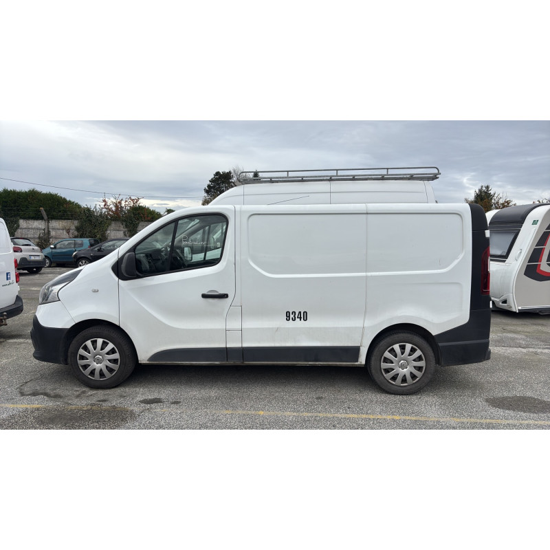 RENAULT TRAFIC 3 COURT PHASE 1 1.6 DCI - 16V TURBO Photo n°18