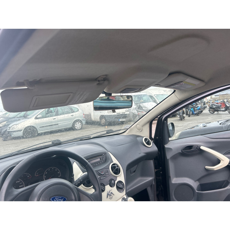 FORD KA 2 PHASE 2 1.2i - 8V Photo n°10