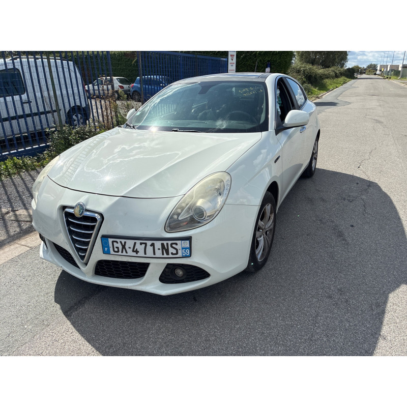ALFA ROMEO GIULIETTA 2 PHASE 1 1.6 JTD - 16V TURBO MULTIJET Photo n°2