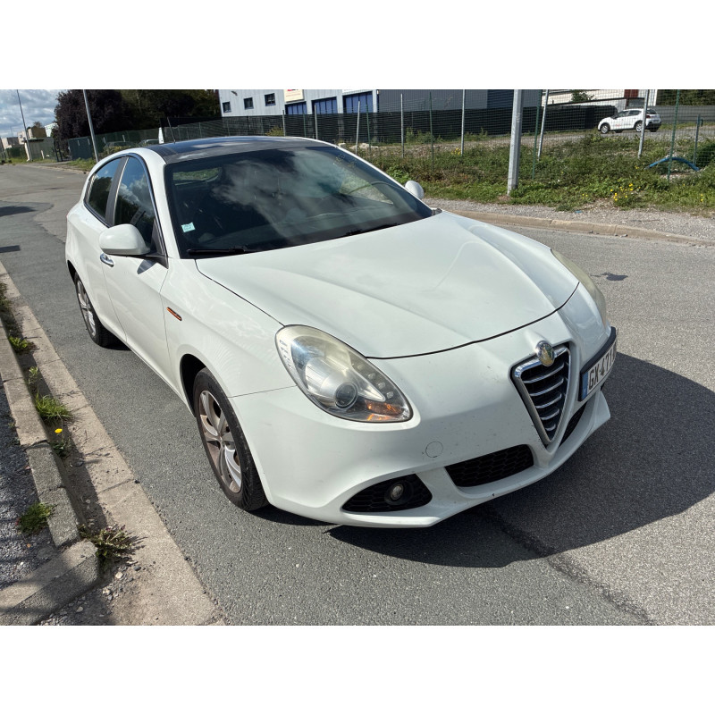 ALFA ROMEO GIULIETTA 2 PHASE 1 1.6 JTD - 16V TURBO MULTIJET Photo n°7