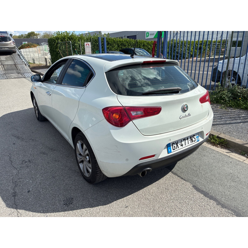 ALFA ROMEO GIULIETTA 2 PHASE 1 1.6 JTD - 16V TURBO MULTIJET Photo n°9