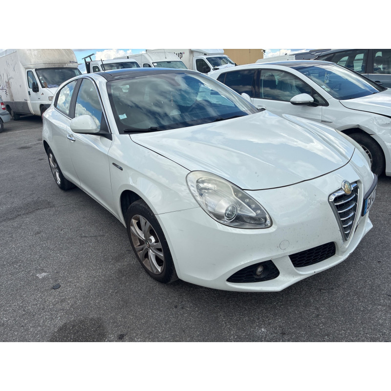 ALFA ROMEO GIULIETTA 2 PHASE 1 1.6 JTD - 16V TURBO MULTIJET Photo n°17