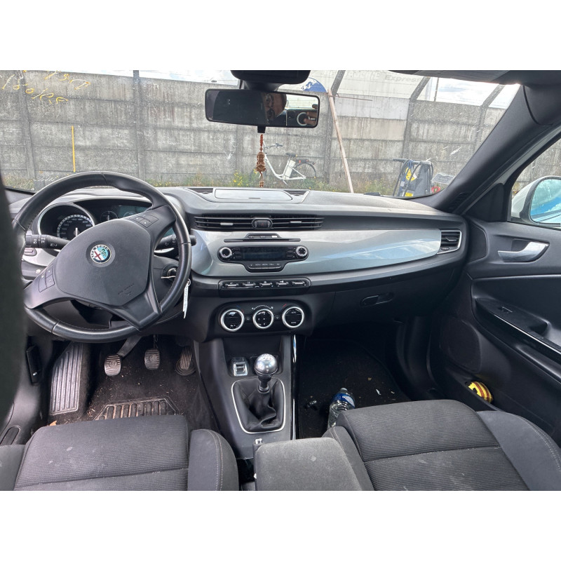 ALFA ROMEO GIULIETTA 2 PHASE 1 1.6 JTD - 16V TURBO MULTIJET Photo n°19