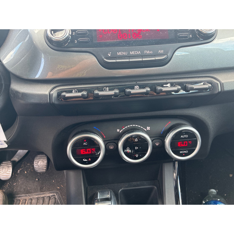 ALFA ROMEO GIULIETTA 2 PHASE 1 1.6 JTD - 16V TURBO MULTIJET Photo n°30