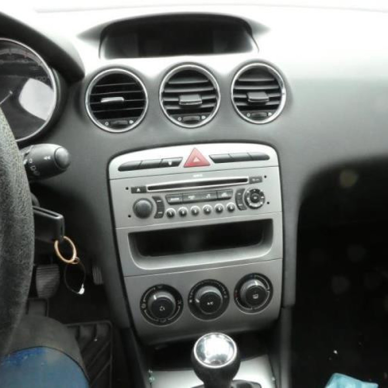 Etrier avant gauche (freinage) PEUGEOT 308 1 Photo n°8