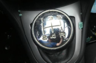 Etrier avant gauche (freinage) PEUGEOT 308 1