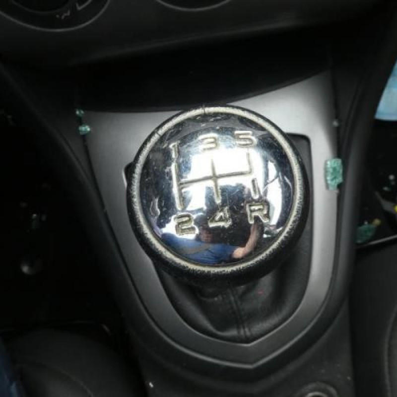 Etrier avant gauche (freinage) PEUGEOT 308 1 Photo n°9