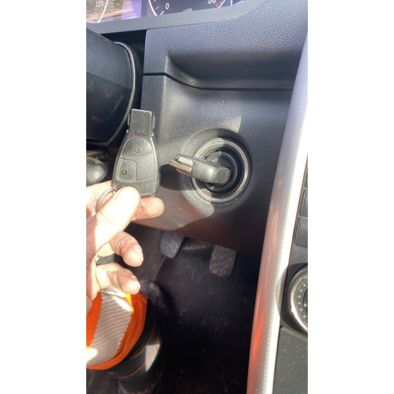 Serrure de coffre MERCEDES CLASSE A 169 Photo n°14