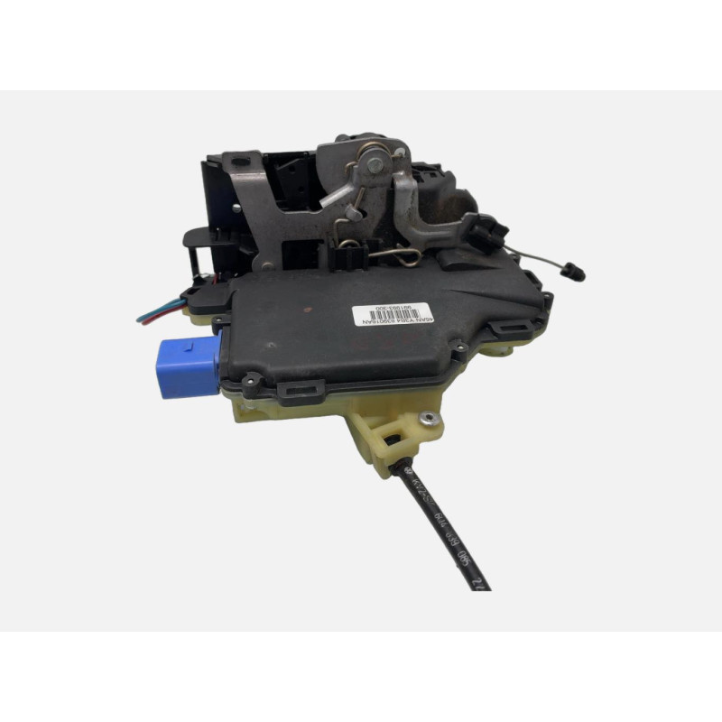Serrure arriere droit VOLKSWAGEN POLO 4 Photo n°2