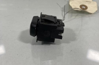 Interrupteur de leve vitre avant gauche CITROEN BERLINGO 1