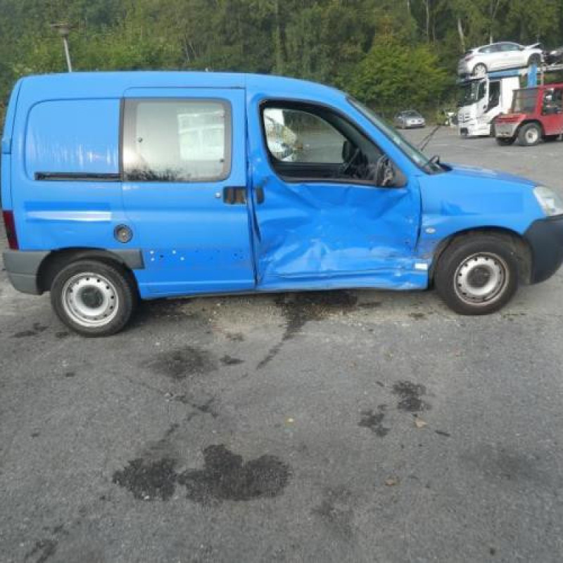 Etrier avant gauche (freinage) CITROEN BERLINGO 1 Photo n°3