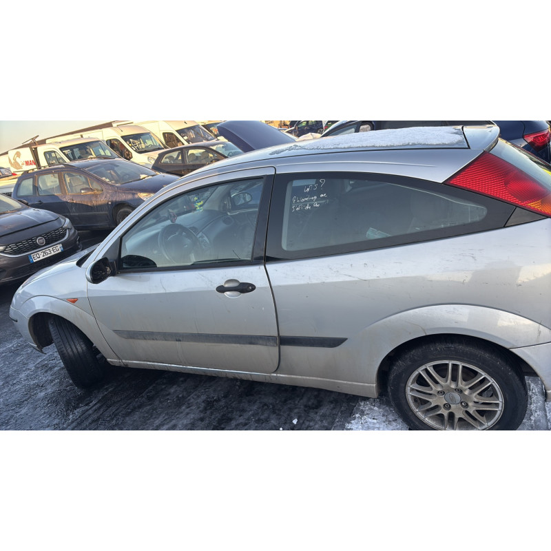 Vitre avant droit FORD FOCUS 1 Photo n°13
