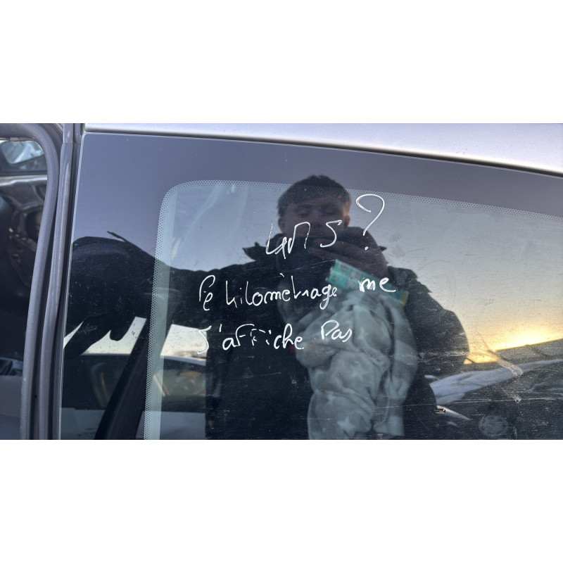 Vitre avant droit FORD FOCUS 1 Photo n°15