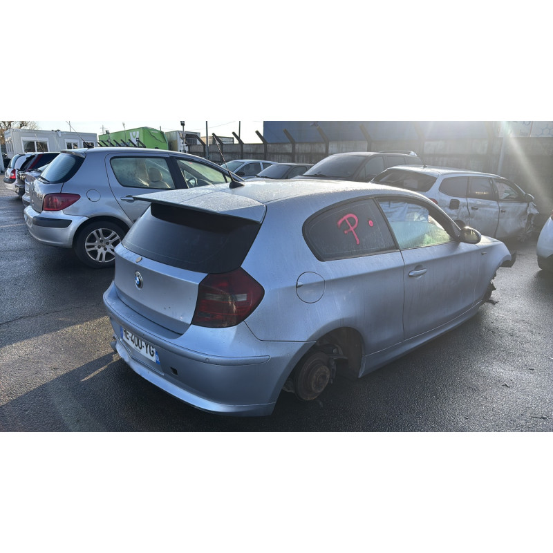 Vitre avant droit BMW SERIE 1 E81 Photo n°9