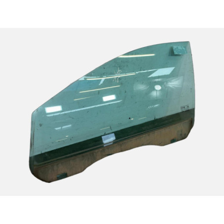 Vitre avant gauche FORD FOCUS 2