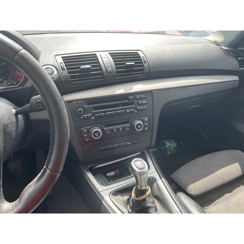Vitre avant droit BMW SERIE 1 E81 Photo n°20