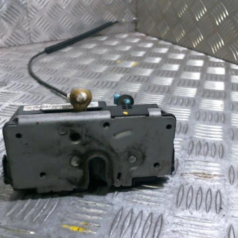 Serrure avant droit FIAT GRANDE PUNTO Photo n°1