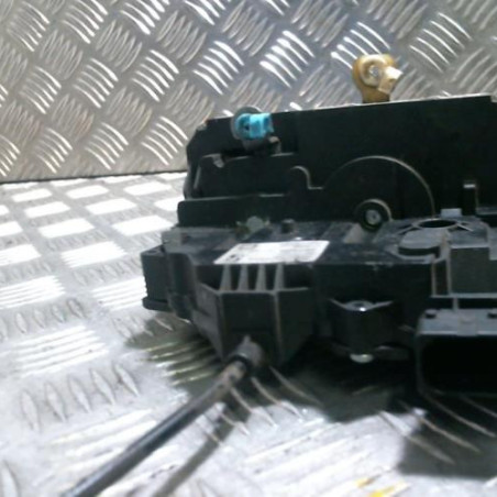 Serrure avant droit FIAT GRANDE PUNTO