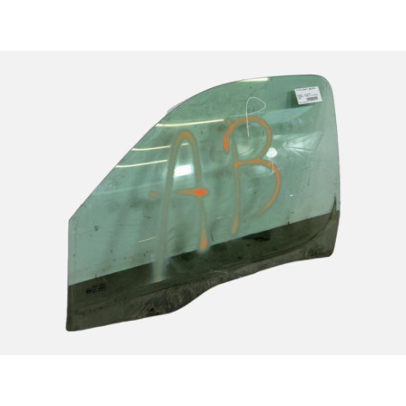 Vitre avant gauche PEUGEOT PARTNER 1