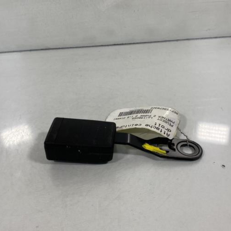 Attache ceinture avant droit PEUGEOT PARTNER 2 Photo n°2