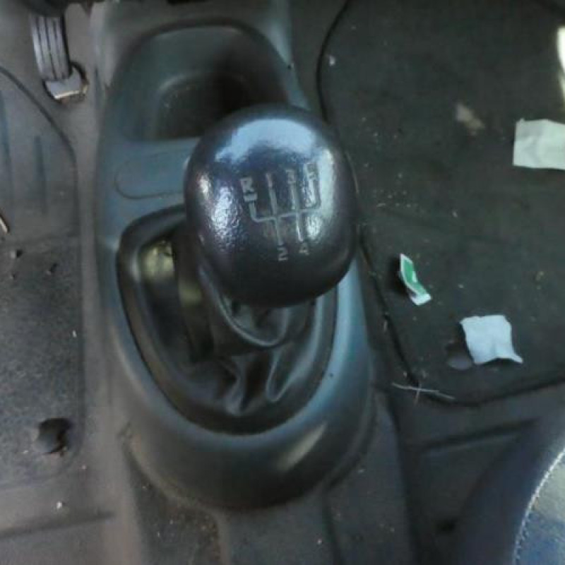 Pare choc arriere RENAULT KANGOO 1 Photo n°15