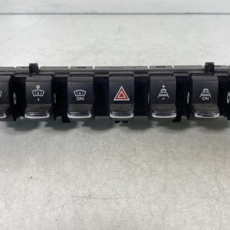 Bouton de warning PEUGEOT 3008 1 Photo n°1