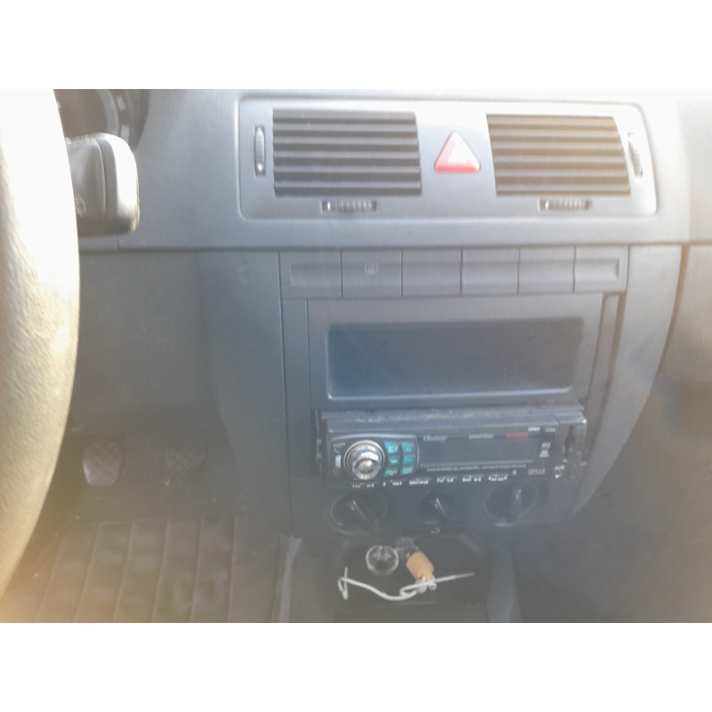 Vitre avant droit SKODA FABIA 1 Photo n°13