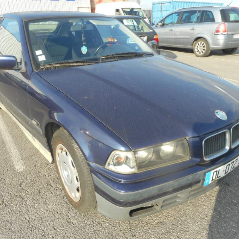 Pare choc avant BMW SERIE 3 E36 Photo n°9