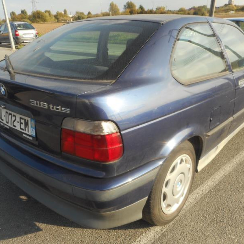 Pare choc avant BMW SERIE 3 E36 Photo n°10