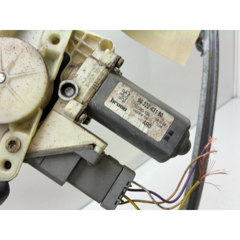 Leve vitre electrique arriere droit PEUGEOT 607 Photo n°7