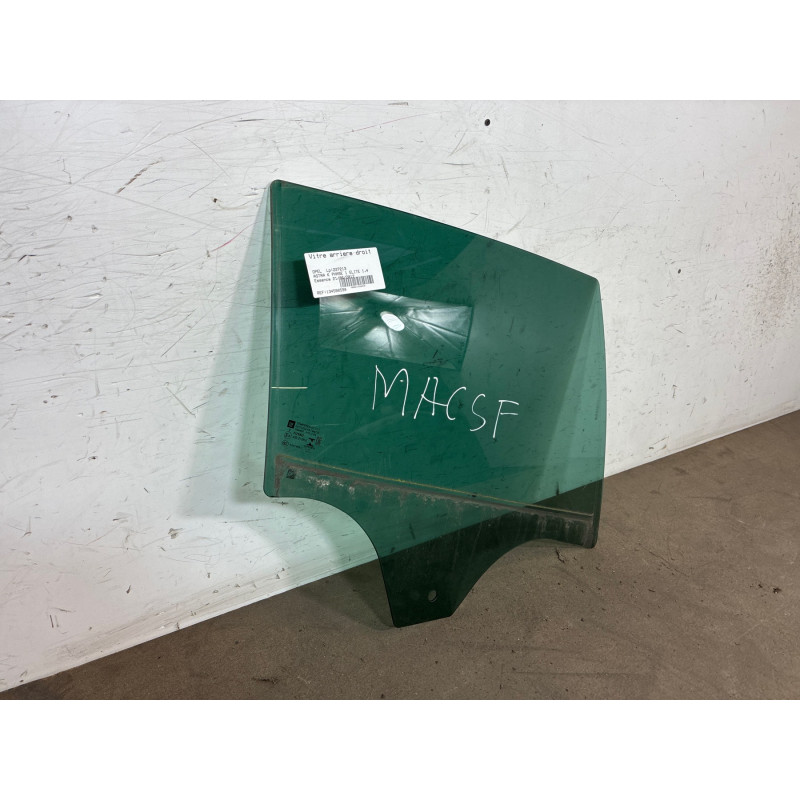 Vitre arriere droit OPEL ASTRA K Photo n°1