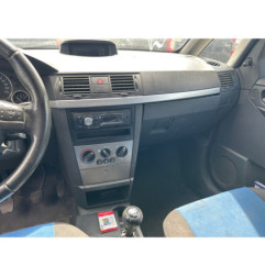 Vitre avant gauche OPEL MERIVA A