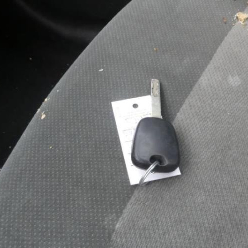 Leve vitre electrique avant droit CITROEN C2 Photo n°11