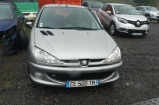 Serrure avant droit PEUGEOT 206
